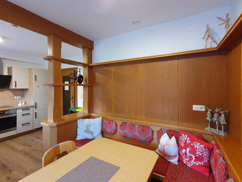 Alpking Hostel image
