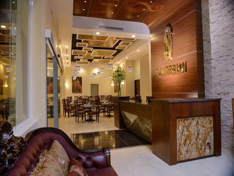 Hotel Santorian
