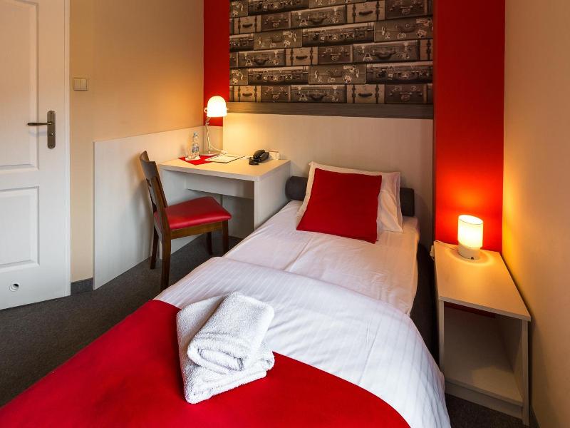 Hotel Przystanek Torun image