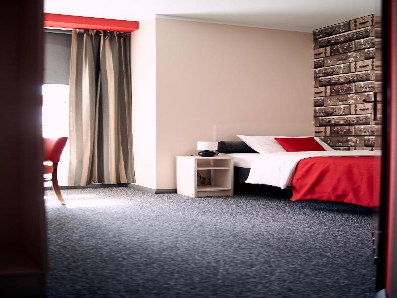 Hotel Przystanek Torun image