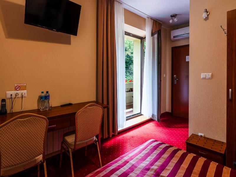 Hotel Na B Coniach image