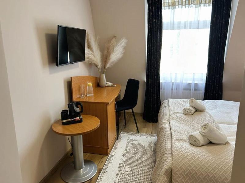 Motel Petro image