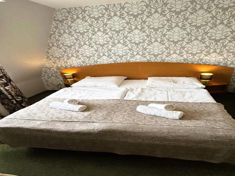 Motel Petro image