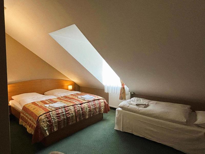 Motel Petro image