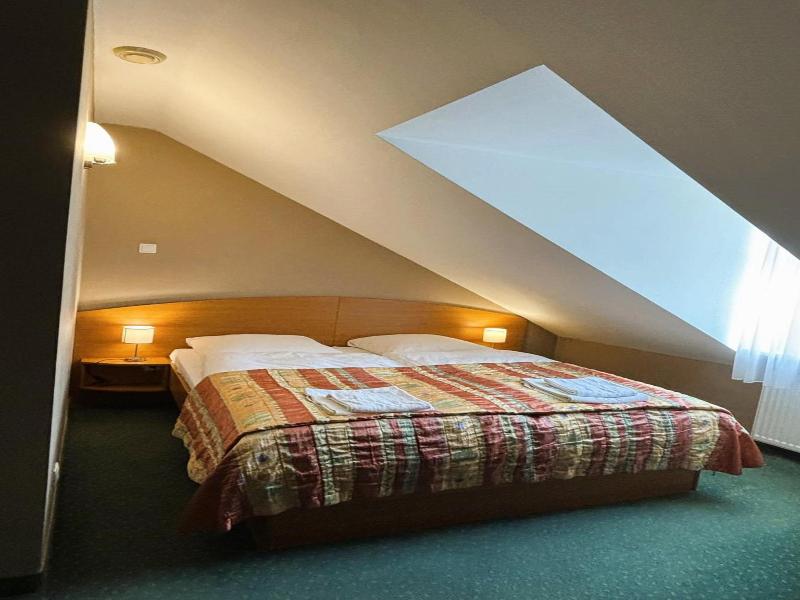 Motel Petro image