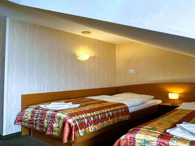 Motel Petro image