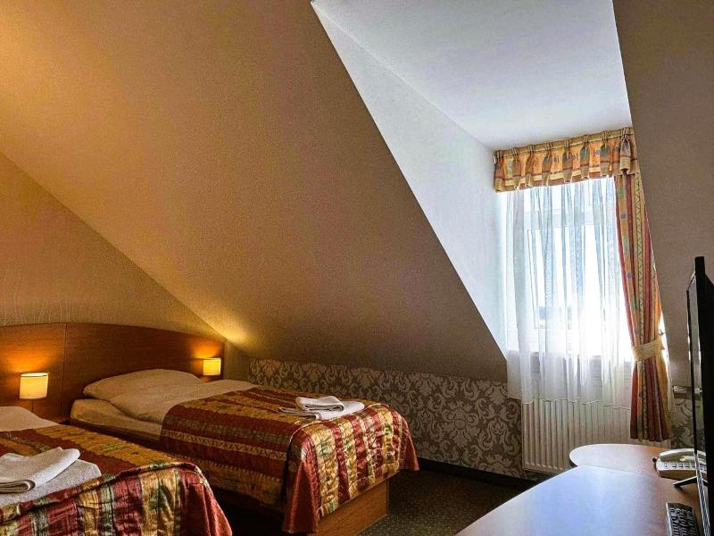 Motel Petro image
