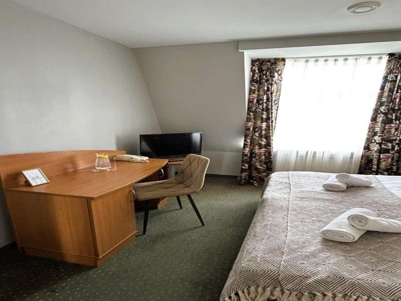 Motel Petro image