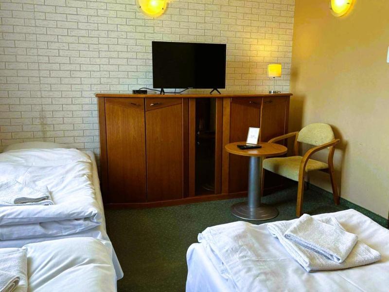 Motel Petro image
