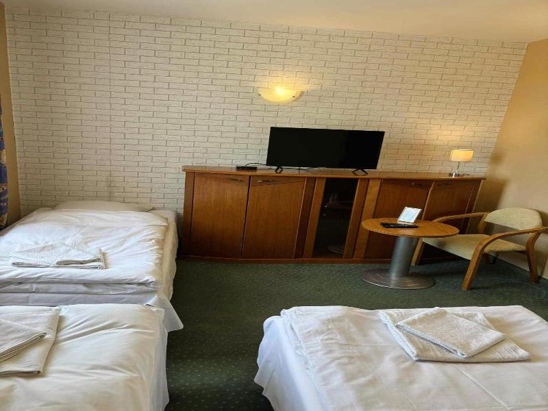 Motel Petro image