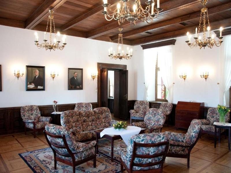 Hotel Zamek Pu Ctusk Dom Polonii image