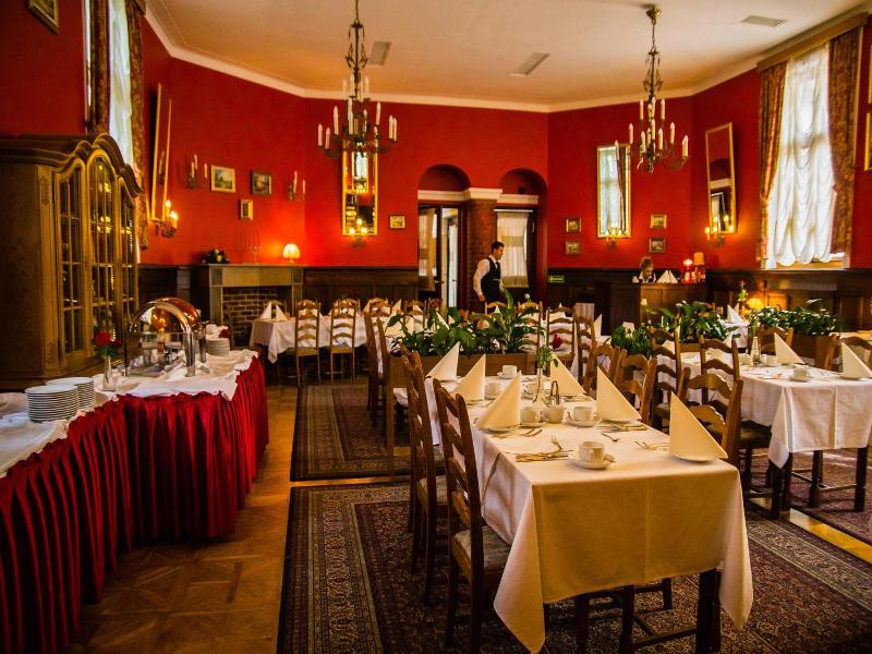 Hotel Zamek Pu Ctusk Dom Polonii image