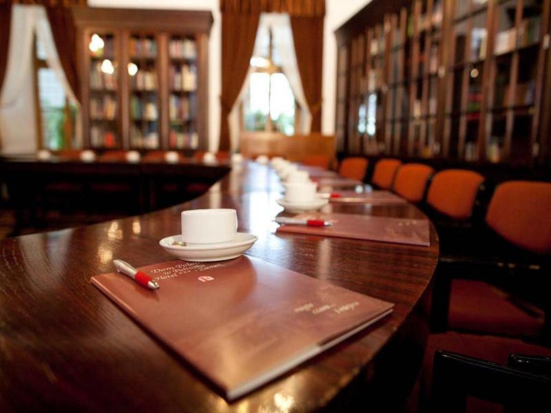 Hotel Zamek Pu Ctusk Dom Polonii image