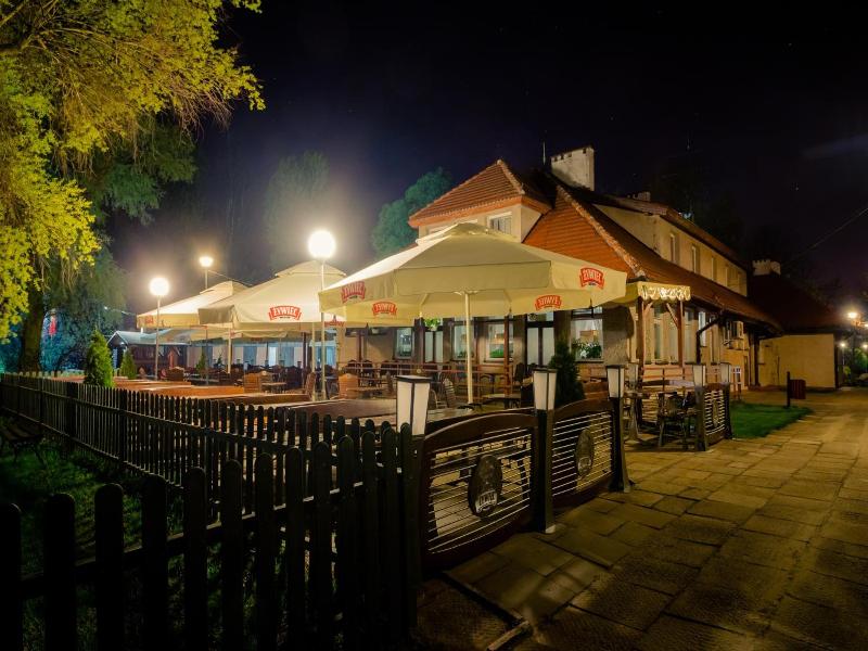 Hotel Zamek Pu Ctusk Dom Polonii image