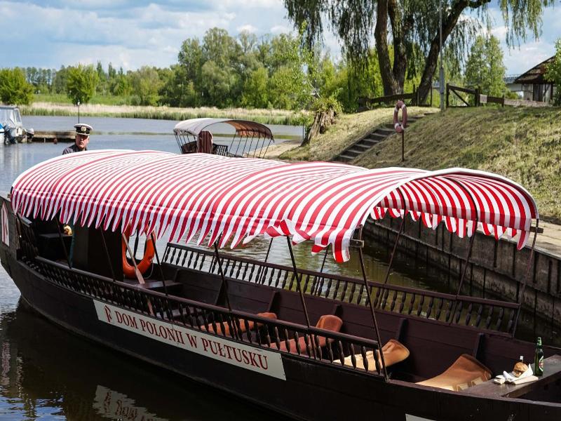 Hotel Zamek Pu Ctusk Dom Polonii image
