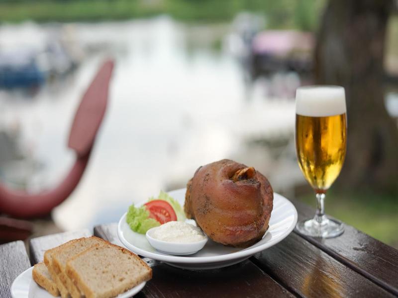 Hotel Zamek Pu Ctusk Dom Polonii image
