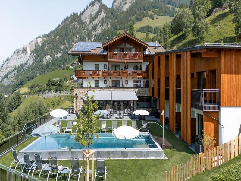 Hotel Dorfer image