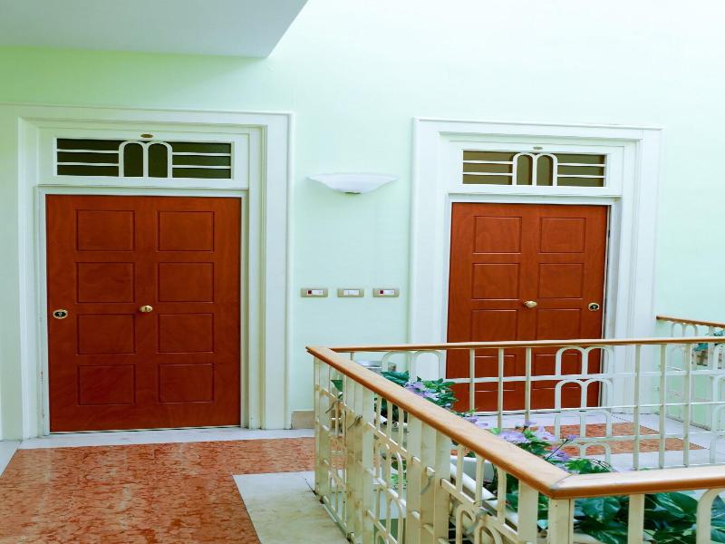 Visa Residence image