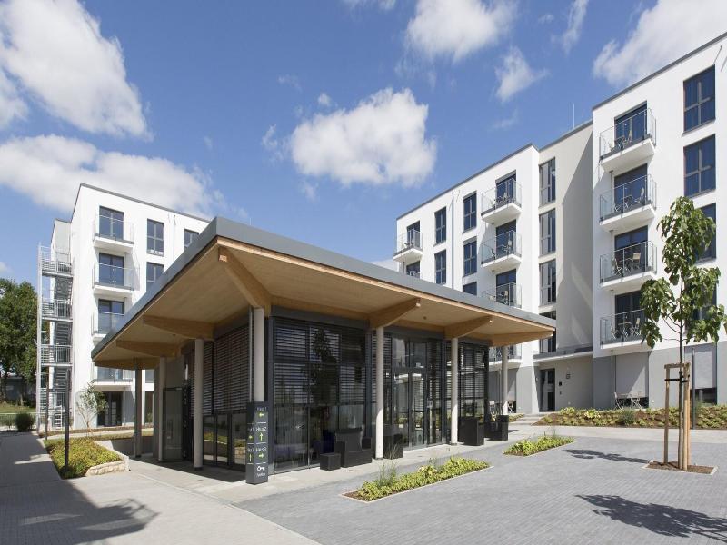 Aparthotel Parkallee image
