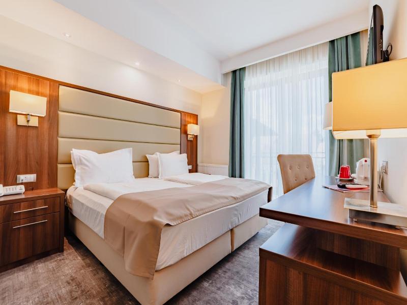 Radsor Hotel image