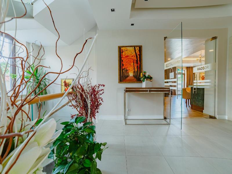 Radsor Hotel image