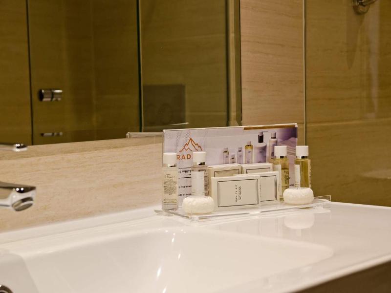 Radsor Hotel image