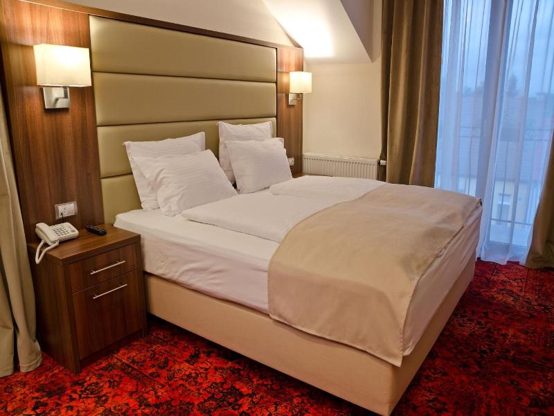 Radsor Hotel image