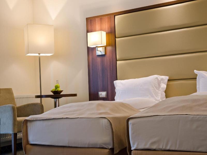 Radsor Hotel image