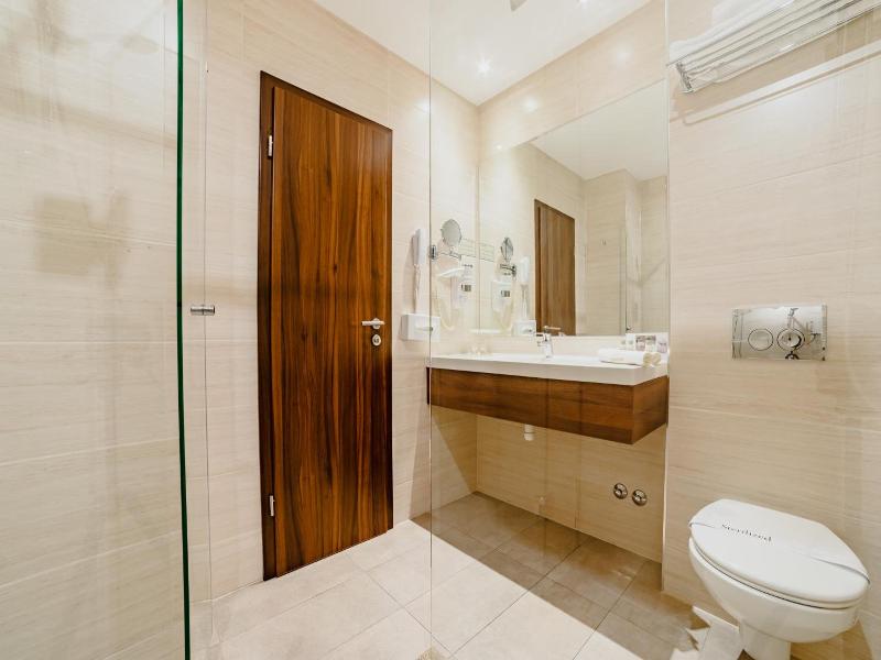 Radsor Hotel image