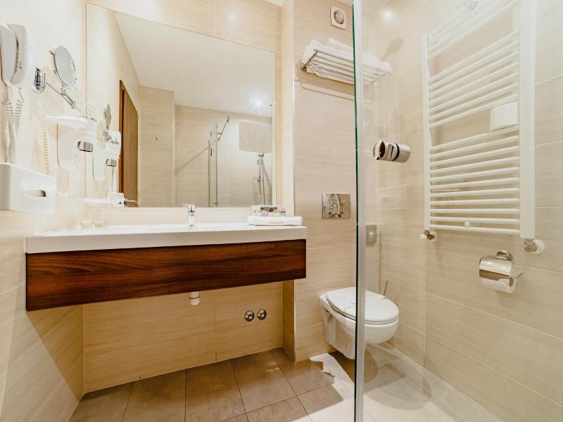 Radsor Hotel image