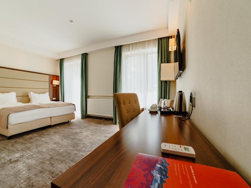Radsor Hotel image