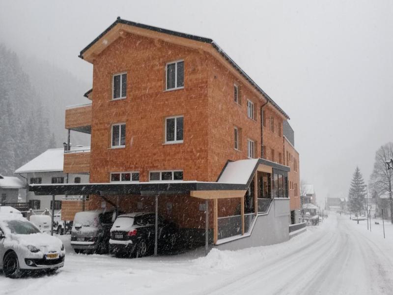 Alpine Lodge Klosterle Am Arlberg image