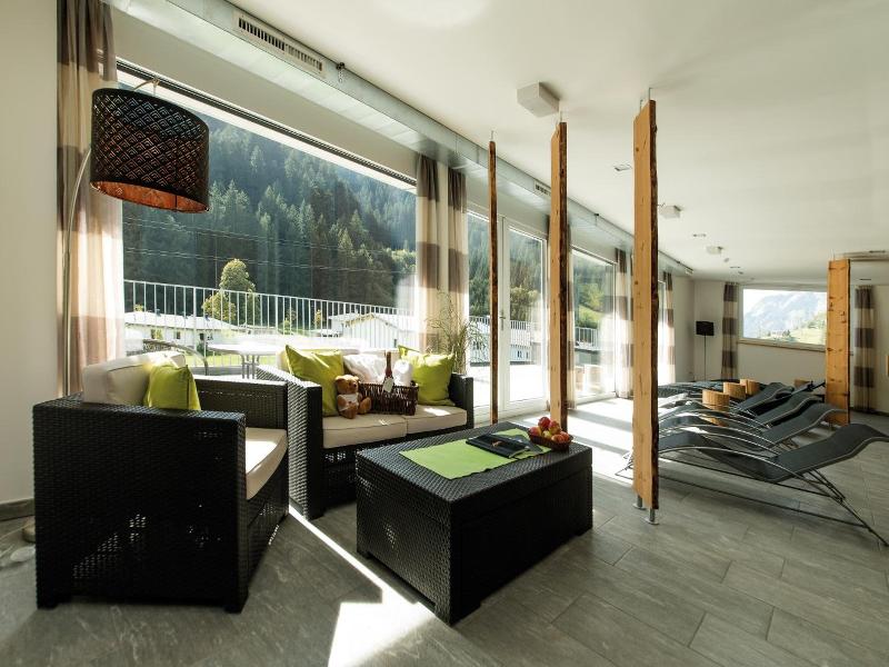 Alpine Lodge Klosterle Am Arlberg image