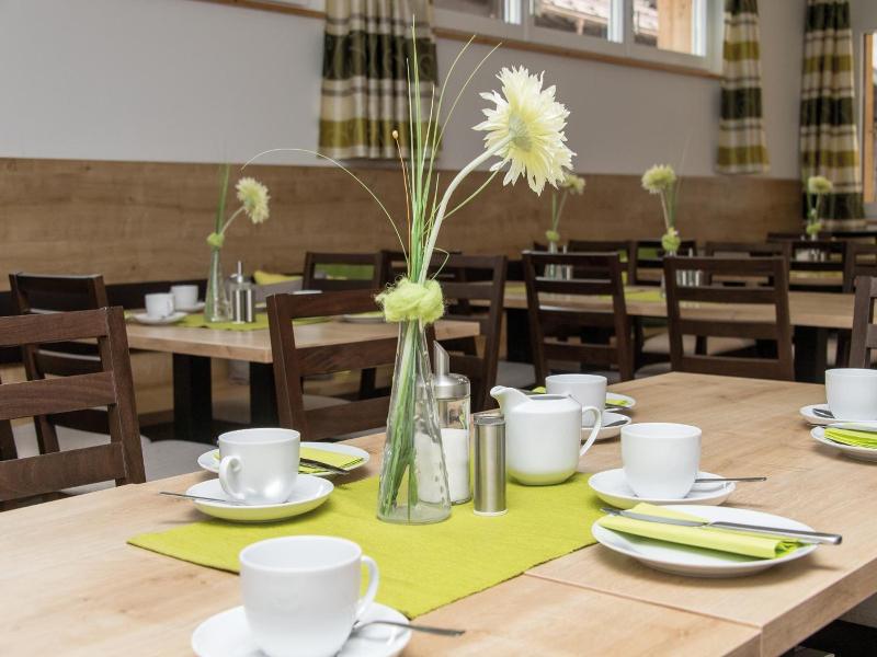 Alpine Lodge Klosterle Am Arlberg image
