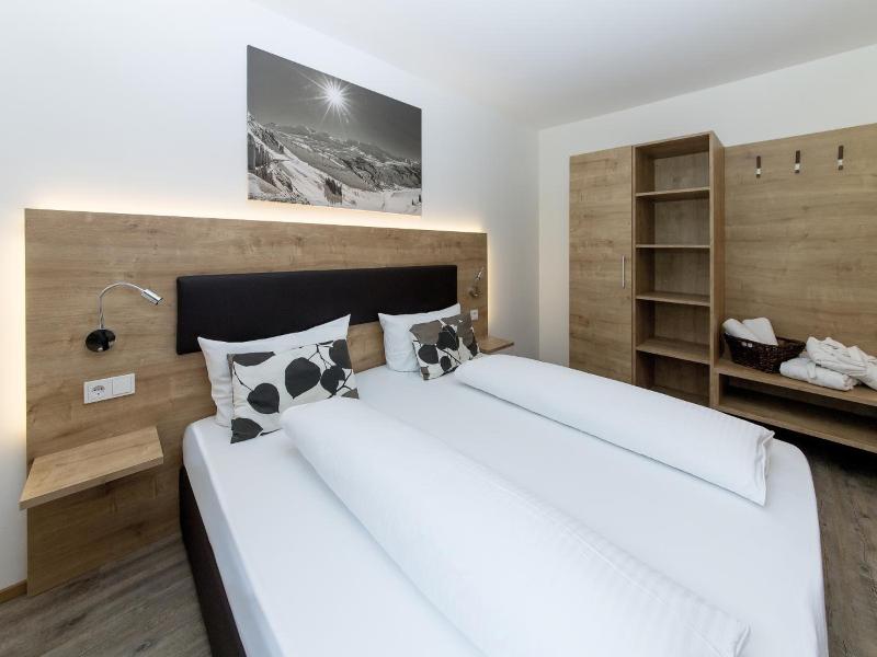 Alpine Lodge Klosterle Am Arlberg image