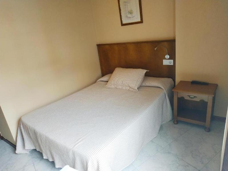 Hotel Cristaleiro image