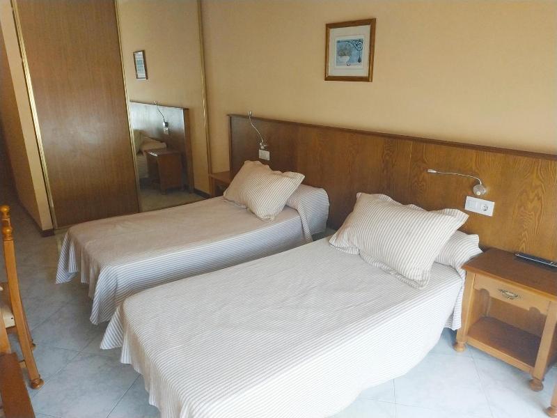 Hotel Cristaleiro image