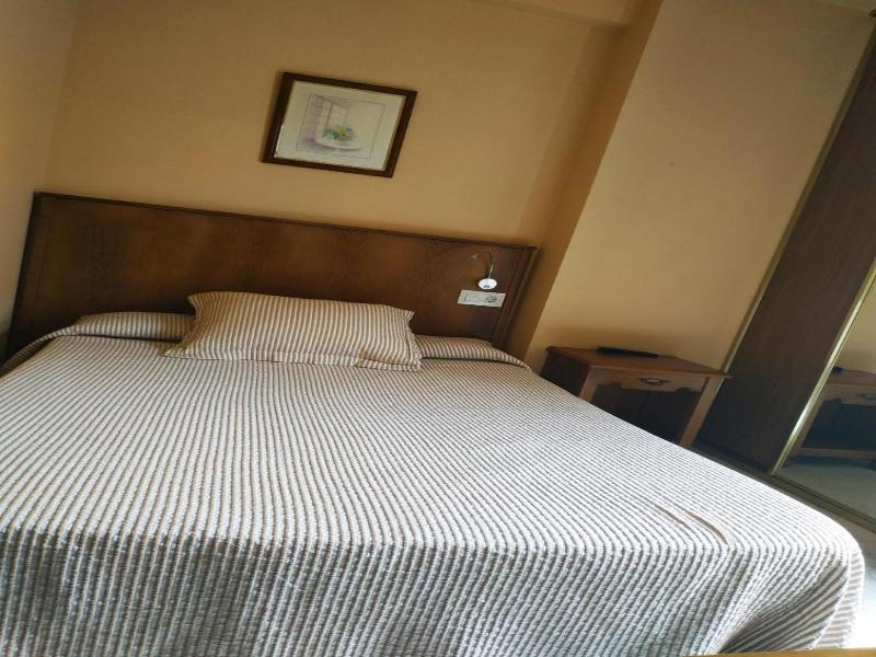 Hotel Cristaleiro image