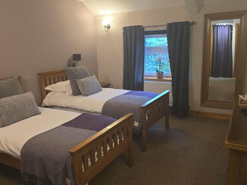 The Little Crown Inn image