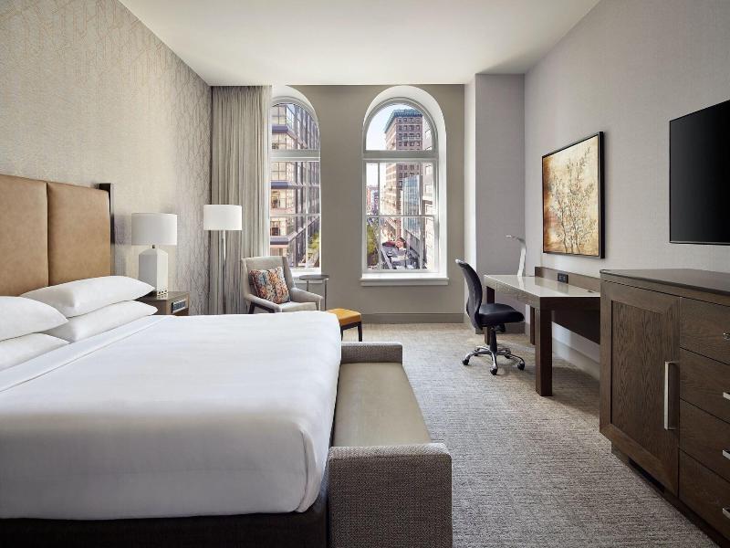 Philadelphia Marriott Downtown image