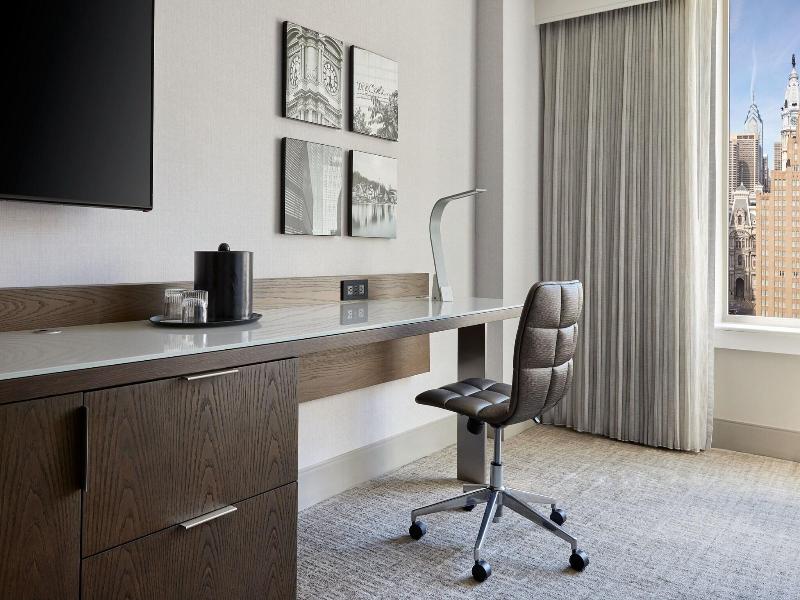 Philadelphia Marriott Downtown image