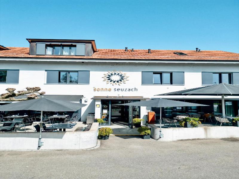 Hotel Sonne Seuzach image