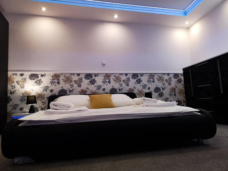 Hotel Tara image