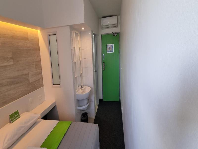 Check Inn Hotel image