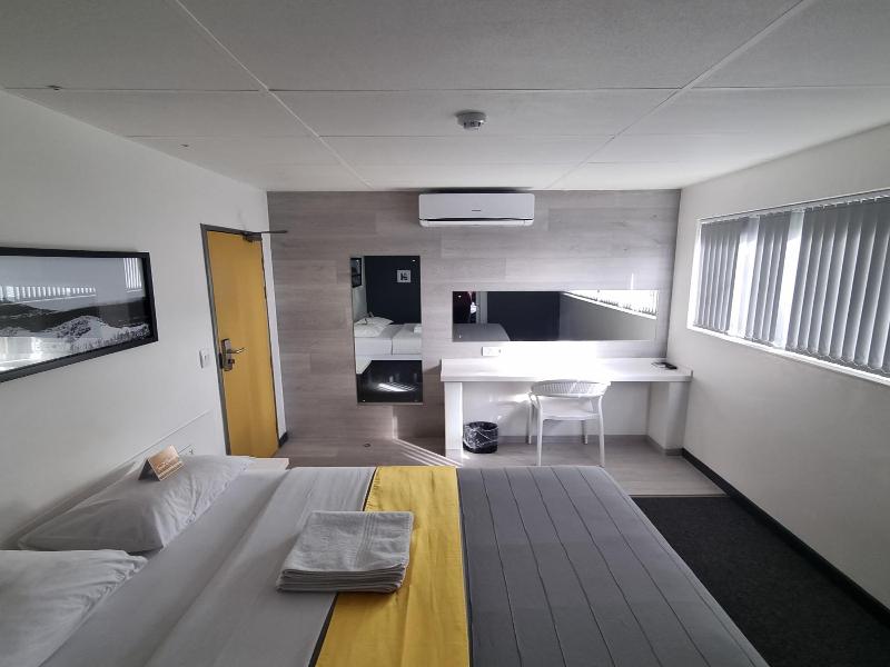 Check Inn Hotel image