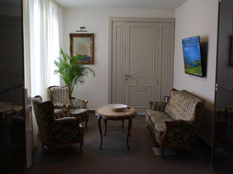 Hotel Opera Jaz image