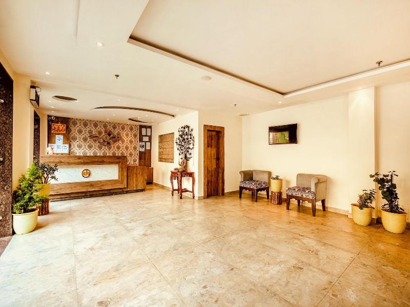 Hotel Classic Hills image