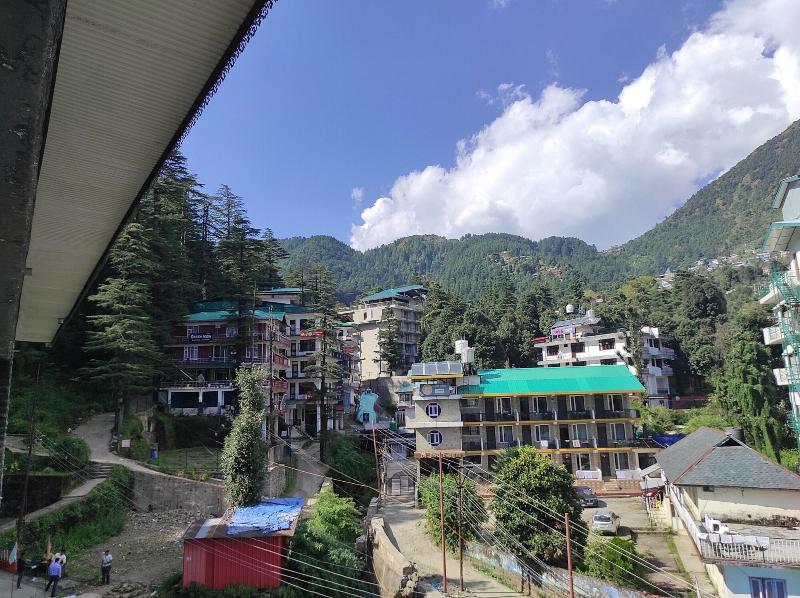 Hotel Classic Hills image