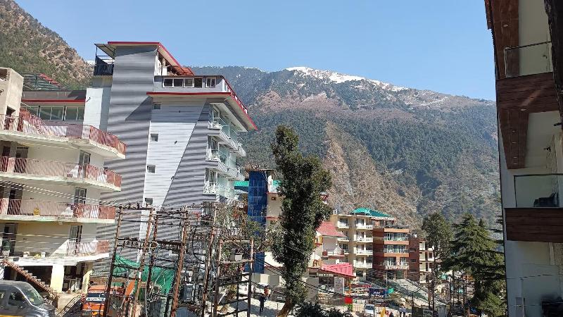 Hotel Classic Hills image