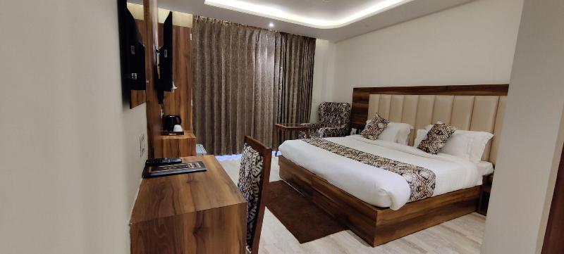 Hotel Classic Hills image